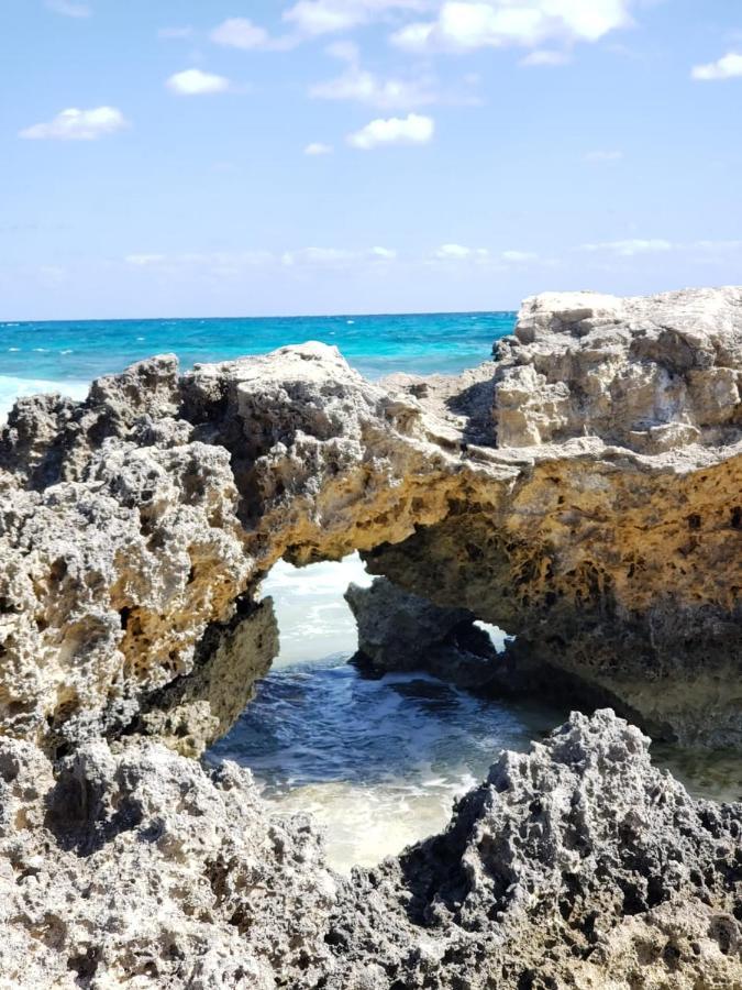 Esduma La Perla Hotel Isla Mujeres Kültér fotó